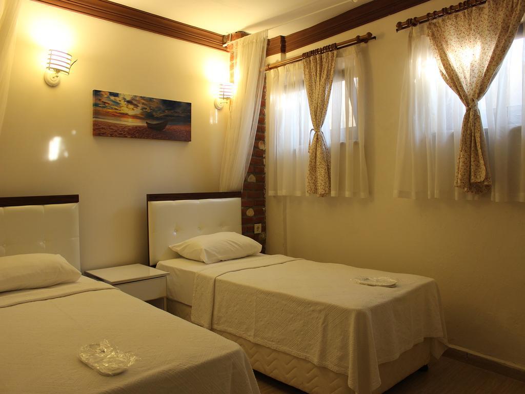 Destina Hotel Бозджаада Екстериор снимка