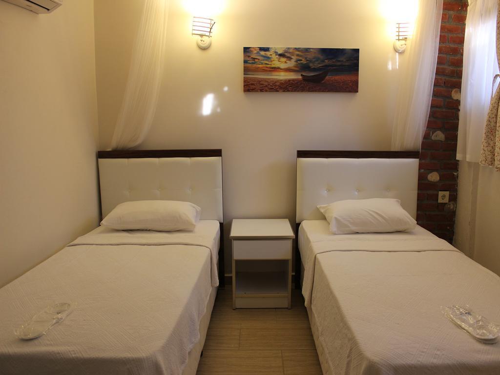 Destina Hotel Бозджаада Екстериор снимка