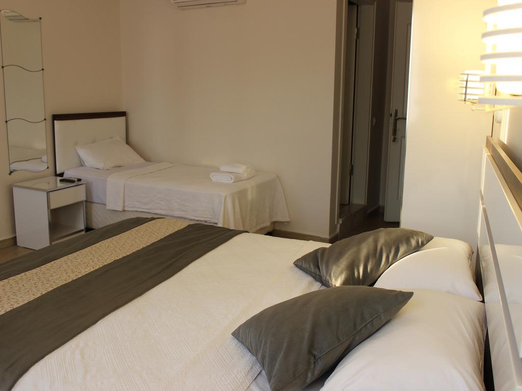 Destina Hotel Бозджаада Екстериор снимка