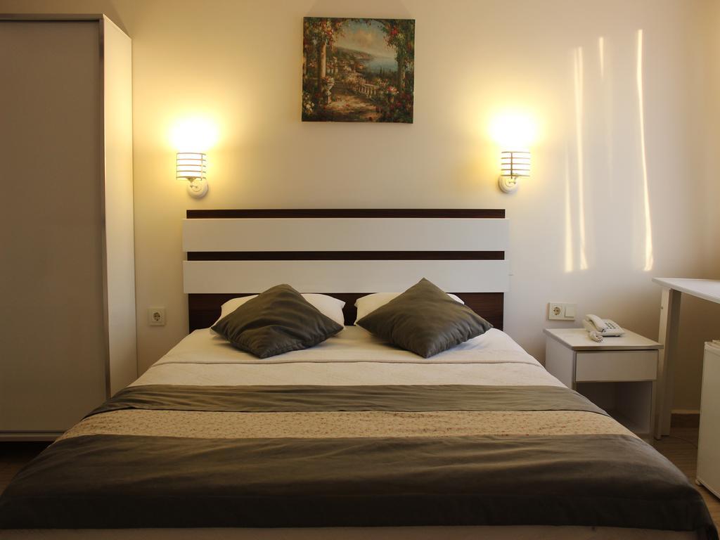 Destina Hotel Бозджаада Екстериор снимка