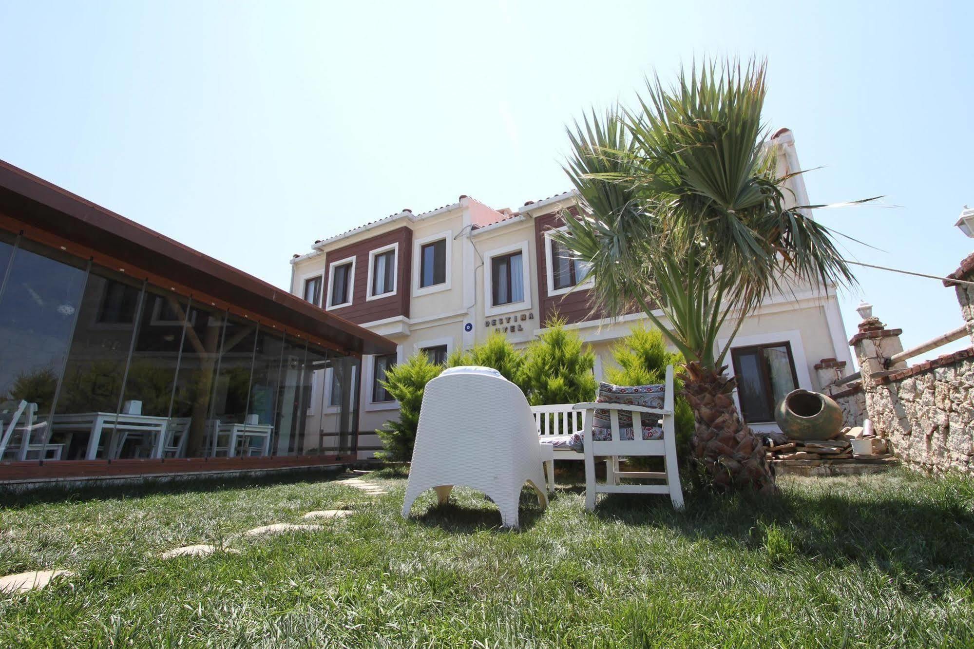 Destina Hotel Бозджаада Екстериор снимка